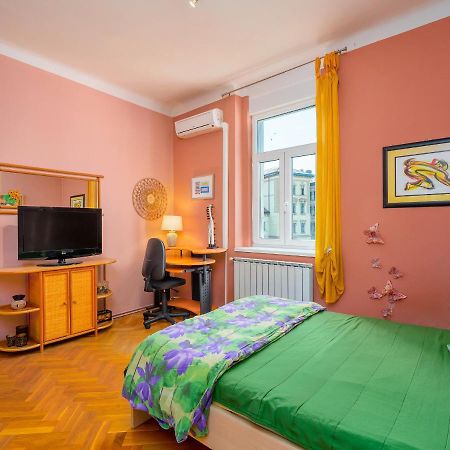 Grand Apartment In Strict Center Of Rijeka Exterior photo