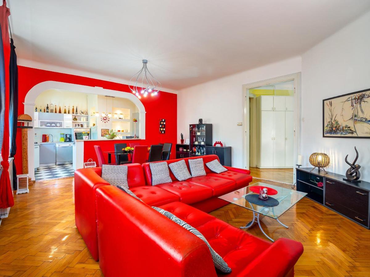 Grand Apartment In Strict Center Of Rijeka Exterior photo