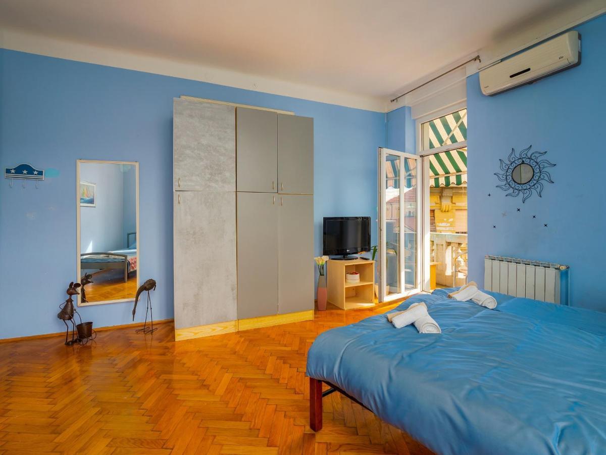 Grand Apartment In Strict Center Of Rijeka Exterior photo
